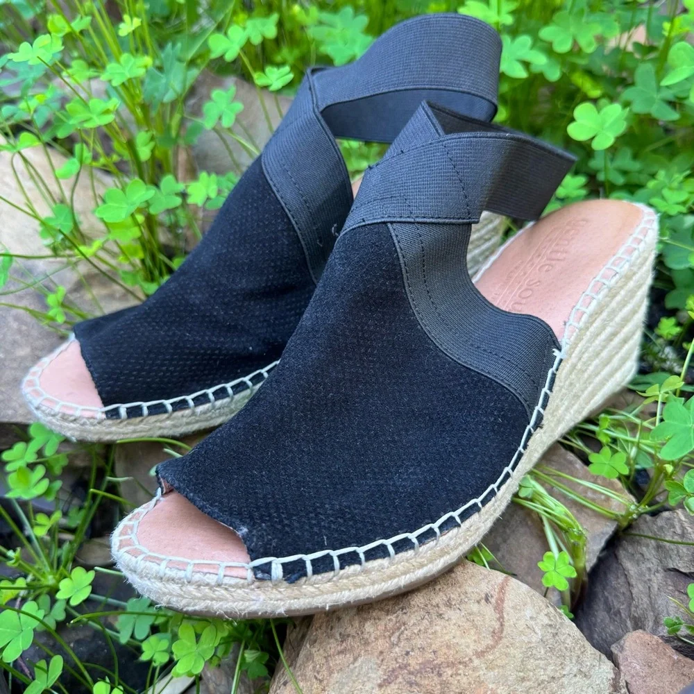 Gentle Souls by Kenneth Cole Women's Colleen Espadrille Wedge Sandals